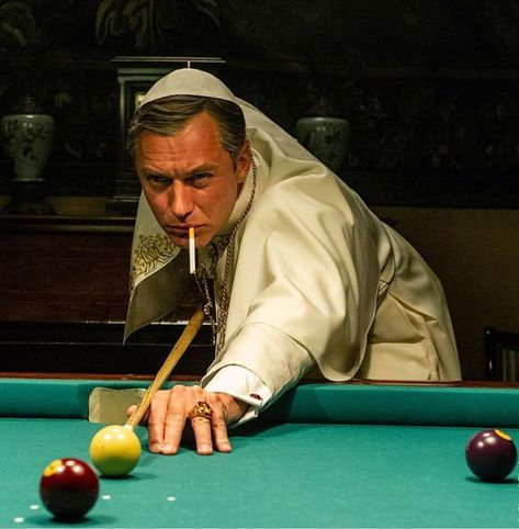 𝙏𝙝𝙚 𝙉𝙚𝙬 𝙋𝙤𝙥𝙚 ♡ on Instagram: “Jude Law 💜 The Young Pope 2016 _ #judelaw #thenewpope #hboseries #johnmalkovich” Young Pope, New Pope, Dantes Inferno, John Malkovich, Jude Law, Gary Oldman, Roman History, Hugh Dancy, Hbo Series