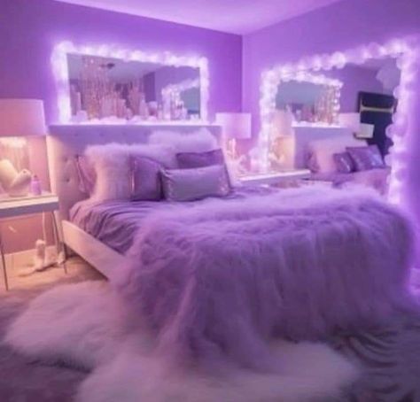 Room Baddie, Preppy Rooms, Purple Room Aesthetic, Baddie Room, Purple Bedroom Decor, Purple Room Decor, Bedroom Ideas For Small Rooms Cozy, Dream Bedroom Inspiration, Bedroom Aesthetics