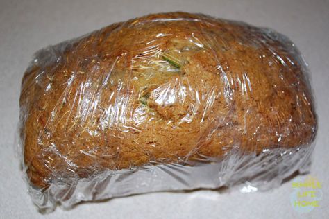 How to freeze zucchini bread in four simple steps...we decided to used parchment paper then foil to finish it we placed it in a gallon size ziploc freezer bag. R. Can You Freeze Zucchini Bread, Freezing Zucchini Bread, How To Freeze Zucchini Bread, Freeze Bread, How To Freeze Zucchini, Freezing Zucchini, Easy Zucchini Bread, Freezing Vegetables, Freezing Food