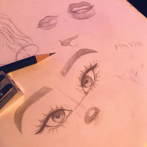 Eyes With Hearts Drawing, How To Draw The Other Eye, Ojos Ideas Dibujo, Lovers Sketch, Girl Eyes Drawing, Cute Sketches, Cool Pencil Drawings, Black Art Painting, Body Balance