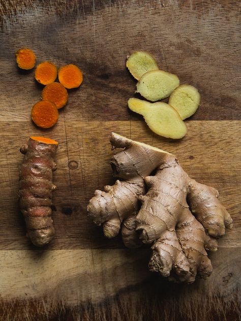 Soothing Turmeric Ginger Tea With Honey - Will Cook For Friends Tumeric Root, Tea With Honey, Turmeric Ginger Tea, Pleasanton California, Making Tea, Interior Architecture Drawing, Ginger And Honey, Ginger Tea, Turmeric Root