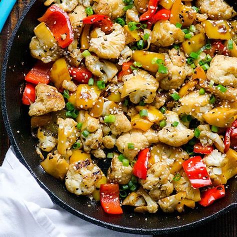 Clean Eating Side Dishes, Sesame Cauliflower, Easy Healthy Side Dishes, Recipes Veggie, Clean Eating Vegetarian, Delicious Clean Eating, Clean Eating For Beginners, Healthy Clean Eating, Peppers Recipes