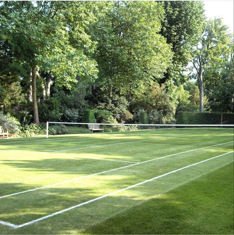 Tennis Court Backyard, Tennis Court Design, Landscape Yard, Private Tennis Court, Beer Club, Tennis Aesthetic, Tennis Life, Lawn Tennis, Pickleball Court