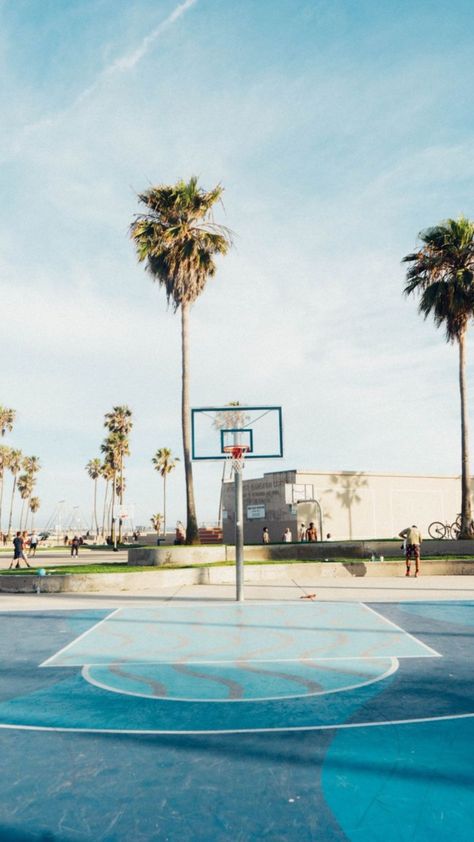 like if you love basketball Beach Basketball, Los Angeles Wallpaper, Basketball Background, Basketball Backboard, Bola Basket, Love Basketball, Basketball Photography, Basketball Wallpaper, Nike Wallpaper