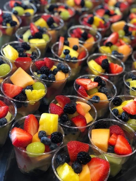 Individual Fruit Salad Fruit Cups Wedding, Salad Cups Individual, Homemade Fruit Cups, Pasta Salad In Cups, Individual Fruit Cups Ideas, Individual Salad Cups, Fruit Cup Ideas, Fruit Cups Ideas, Fruit Cups For Party