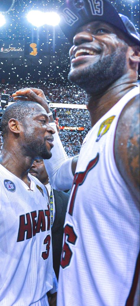 Lebron James Dwyane Wade, James Wallpaper, Lebron James Wallpapers, Basketball Players Nba, Basketball Photography, Nba Wallpapers, Dwyane Wade, Basketball Wallpaper, Nba Pictures