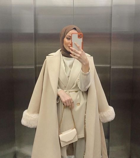 Modest Winter Outfits, Estilo Hijab, Stile Hijab, Street Hijab Fashion, Modern Hijab Fashion, Stylish Hijab, Modest Fashion Hijab, Muslim Outfits Casual, Muslim Fashion Hijab Outfits