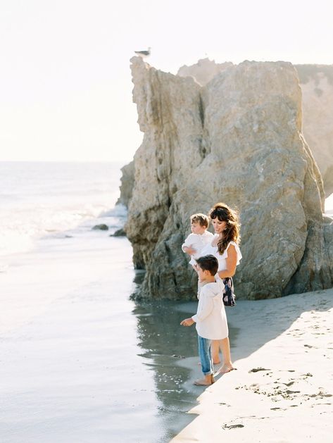 3 Reasons I Love Being A Malibu Photographer Extended Family Photography, El Matador Beach, The Sound Of Waves, Beach Family Photos, Malibu Beaches, Ventura County, Beach Family, Maternity Portraits, Babymoon