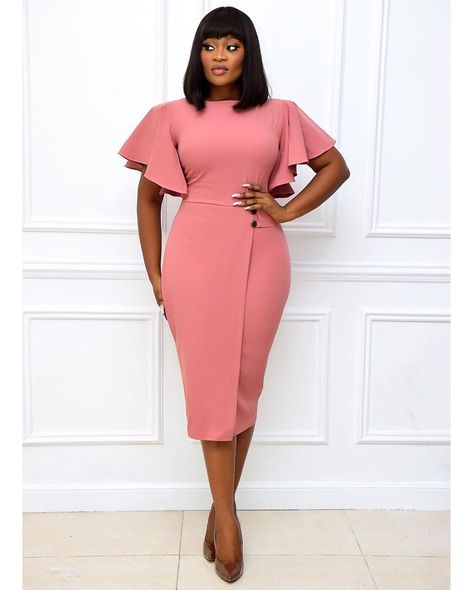 Peach batwing wrap dresses Fashionable Business Attire, Floral Floor, English Dress, Dress For Ladies, African Fabric Dress, Corporate Dress, Chic Dress Classy, Short African Dresses, Africa Dress