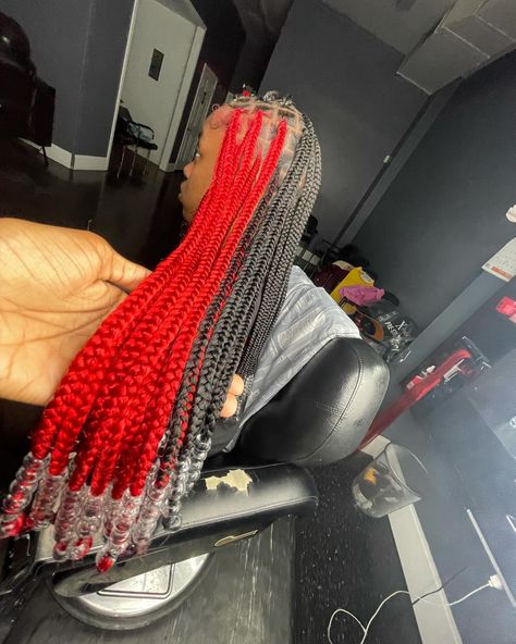 Cute pop of Red for that Bold look, who else loves a good bright red😍 🌸Ready to learn how to braid?🧚🏼‍♀️🌸 Arri’s SchoolHouse and Arri’s Little Braid Book is here! 🎓🎉 Ready to learn how do bussdown braids that are FULL and FLAT? Or do you just want to learn a solid parting foundation for any protective style? You’ll learn things like: - tucking color -triangle parts -brick layers -installing bohemian curls -and much more! 🌸style: medium knotless 🌸add ons: beads, peakaboo 🌸Follow @ArrisDo... Bohemian Curls, Red Braids, Medium Knotless, How To Braid, Bright Red Hair, Pop Of Red, Braided Hairstyles For Teens, Protective Style, Hairstyles Ideas