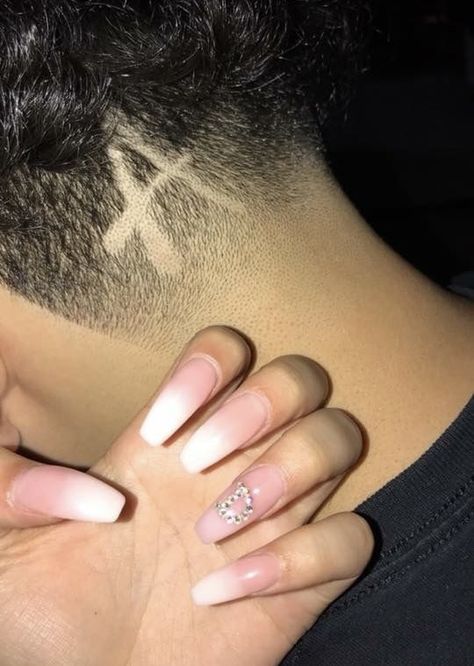 Taper Fade Short Hair, Taper Fade Haircut, Curly Hair Types, Glitter Gel Nails, Haircut Designs, Pinterest Makeup, Cute Relationship Photos, Flawless Beauty, Birthday Nails