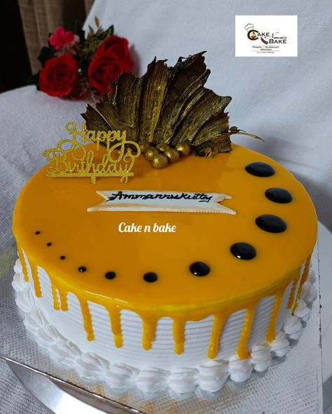 Pineapple Cake Design, Pine Apple, Chocolate Cake Designs, Tiny Cakes, Cake Decorating For Beginners, Chocolate Cake Decoration, Creative Cake Decorating, Decorating Videos, Easy Cake Decorating