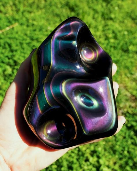 Rocks for the Spirit on Instagram: “✨🌈What side of this amazing Rainbow Obsidian do you love more, the front or the back? Swipe to see the back side and then comment below!🌞 .…” Rainbow Obsidian, Pretty Rocks, Cool Rocks, Beautiful Rocks, Minerals And Gemstones, Rocks And Gems, Rock Hounding, Gems And Minerals, Stone Rocks