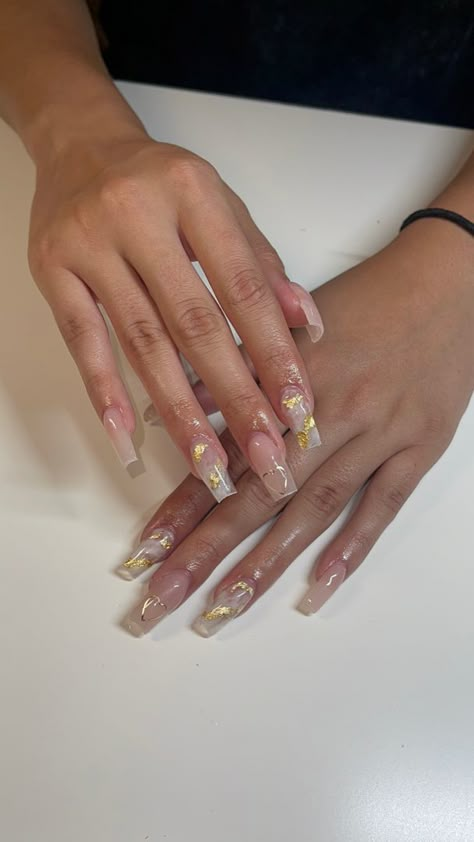 Gold Flake Nails Square, Gold Flake Nails French Tip, Nail Inspo With Gold Flakes, Clear Foil Nails, Clear Gold Flake Nails, French Nails With Gold Flakes, Clear Acrylic Nails With Gold Flakes, French Tip Acrylic Nails With Gold, Nails Acrylic Gold Flakes