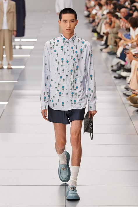 Dior Men Spring 2024 Menswear Collection | Vogue Couture Menswear, 2024 Menswear, Runway Magazine, Dior Men, Kim Jones, Mens Dress Socks, Men Spring, Mens Fashion Week, Fashion Runway