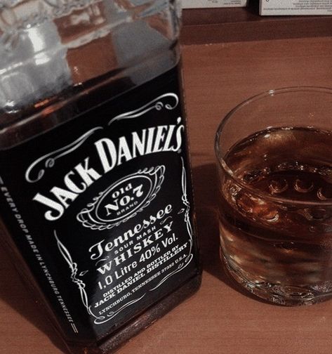 ⎙ #🕸amaris's aesthetic ⋮๑ 𝑎𝑚𝑎𝑟𝑖𝑠 Whiskey Dark Aesthetic, Amaris Core Aesthetic, Whiskey Neat Aesthetic, Vodka Bottle Aesthetic, Alchole Bottle Aesthetic, Jack Daniels Aesthetic, Whisky Aesthetic, Jack Daniel Aesthetic, Alcoholic Drinks Aesthetic