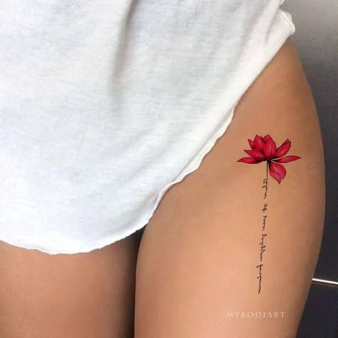 Thigh Script Tattoo, Upper Leg Tattoos, Lotusblume Tattoo, Upper Thigh Tattoos, Hip Thigh Tattoos, Script Tattoo, Hip Tattoos Women, Tasteful Tattoos, Tatuaje A Color