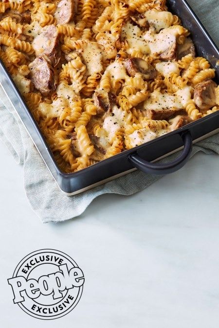 John Whaite's Taleggio Mac ’n’ Cheese with Sausage recipe will melt in your mouth. Grilled Guacamole, Taleggio Cheese, Evaporated Milk Recipes, Homemade Vegetable Broth, Great British Baking Show, British Baking Show, Recipes Rice, Risotto Rice, Pizza Flavors