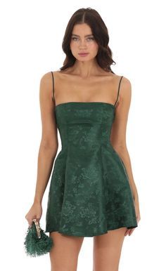 Green Hoco Dress, Unique Homecoming Dresses, Short Green Dress, Cute Formal Dresses, School Dance Dresses, Cute Homecoming Dresses, Green Homecoming Dresses, Lucy In The Sky, Prom Dress Inspiration