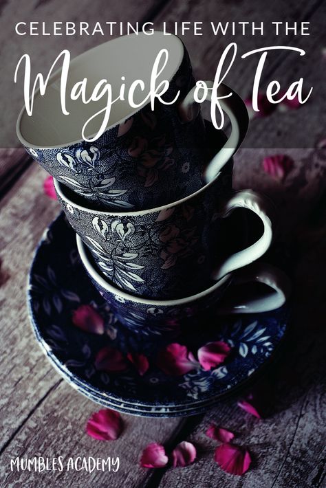 Witchcraft Tea, Tea Magick, Witchy Tea, Tea Magic, Tea Blends Recipes, Reading Tea Leaves, Kitchen Witch Recipes, Witch Herbs, Herbal Teas Recipes