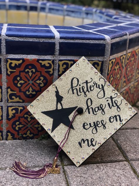 Classy Graduation Cap Designs, Grad Cap Ideas Hamilton, Fnaf Graduation Cap, Theater Graduation Cap, Theatre Graduation Cap, Hamilton Graduation Cap, Masters Graduation Cap, Graduation Meme, Senior Year Planning