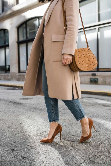 Check out this easy to recreate monochromatic camel coat outfit for women. A simple camel coat or trench paired with denim and neutral accessories is a chic, minimalist and sophisticated outfit for day or night.        Get my FREE fall capsule guide when you subscribe!        #ootd #winteroutfit #camelcoat #elevatedeveryday #styletips #mystylevita #camelcoat #fashion #ootd Camel Pumps Outfit, Brown Pumps Outfit, Coat Outfits For Women, Camel Pumps, Camel Coat Outfit, Pumps Outfit, Neutral Accessories, Brown Pumps, Lined Denim Jacket