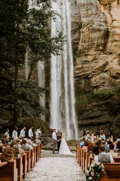 Head into the Woods with 14 Must-See Forest Weddings! | Green Wedding Shoes Weddings Green, Event Planning Guide, Forest Weddings, Unusual Wedding Venues, Fall Wedding Venues, Cheap Wedding Venues, Unusual Weddings, Wedding Aisle, Outdoor Wedding Ceremony