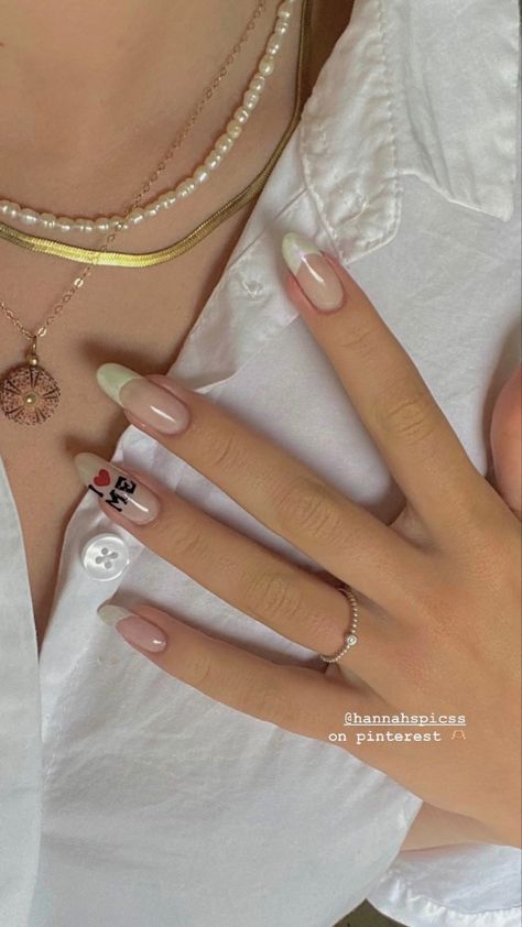 2022 nails inspo 2023 nail inspo Baddie White Nails With Designs, Nails I Love Me, French Tip With Jewels, I Love Me Nails, White French Tip Nails, White French Nails, Mens Nails, White French Tip, Grunge Nails