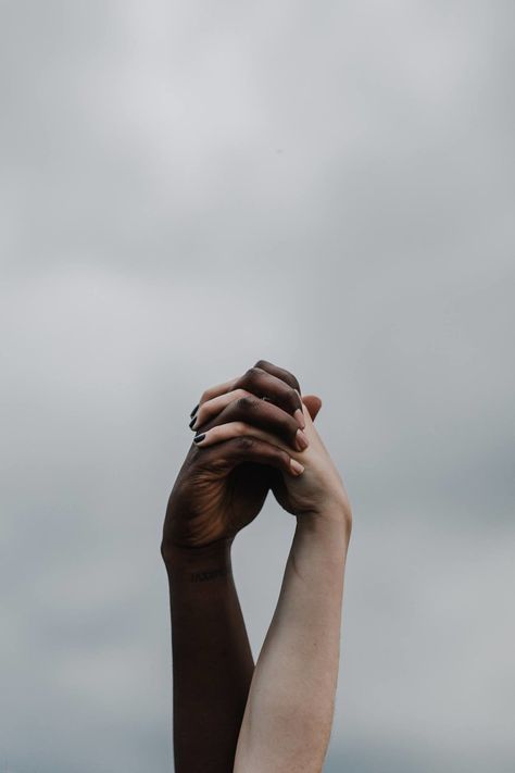 Black Lives Matter Art, Lonely Girl, Body Photography, Hand Reference, Black Power, Black Is Beautiful, Lives Matter, Black Lives, Black Lives Matter