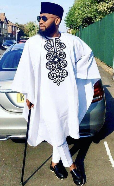 Hassan Hussain, White Agbada, Agbada Design, Afrocentric Clothing, Nigeria Wedding, Dashiki For Men, Costume Africain, Native Wears, Mens Wedding Attire