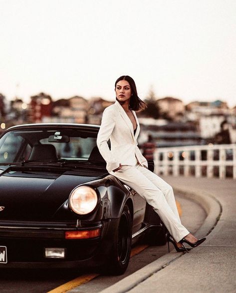 elferspot® The Porsche Spot. on Instagram: “Classy in many ways. 📸: @oli.coulthard #porsche #porsche911 #911turbo #porsche930 #style #passion #love #lifestyle #photography #cars…” Lifestyle Photography Women, Classic Car Photoshoot, Woman In Car, Woman In Suit, Car Poses, Porsche 930, Business Photoshoot, Personal Branding Photoshoot, Vintage Porsche