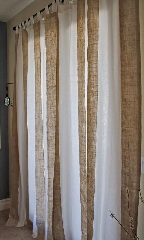 Divinas Cortinas En Arpillera Combinada Con Lienzo. - $ 580,00 en Mercado Libre Curtains Backdrop, Boys Bedroom Curtains, Window Curtain Designs, Burlap Decor, Burlap Curtains, Bedroom Windows, Stylish Bedroom, Diy Curtains, Valances