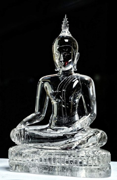 Thai Buddha Statue, Buddhist Art Drawing, Buddhist Altar, Thai Buddha, Buddha Sculpture, Buddha Meditation, Thai Art, Buddha Image, Buddha Art