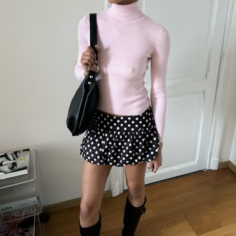 @luckygirlstudio • Instagram photos and videos Dots Outfit, Lit Outfits, Fashion Killa, Pink Sweater, Get Dressed, New Outfits, Autumn Winter Fashion, Fashion Inspo Outfits, Dress To Impress