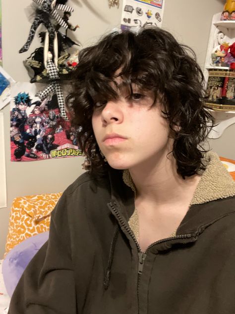 Nonbinary Long Hairstyles, Masculine Wavy Haircut, Curly Masc Hairstyles, Masculine Curly Hairstyles, Trans Masc Haircut Curly Hair, Male Shaggy Hair, Transmasc Curly Haircut, Shag Mullet Curly Hair Short, Curly Hair Ideas Men