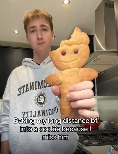 Funny Oc Drawing Prompts, Make Drawing Base, Funny Oc Base, Draw Over Photo Funny, Baking My Long Distance Bf Into A Cookie, Random Poses Drawing, Man Or Bear, Redraw This Meme, Cool People To Draw