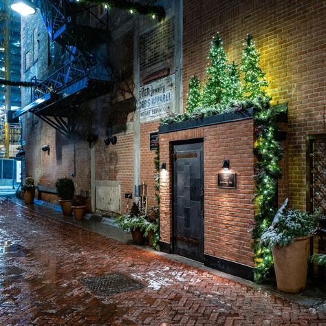 Lounges, speakeasies, and hidden bars in metro Detroit and how to find them all Secret Club Entrance, Speakeasy Bar Entrance, Speak Easy Bar Entrance, Speakeasy Secret Entrance, Speakeasy Door Entrance, Bar Entrance Design, Speakeasy Entrance Ideas, Speakeasy Bar Ideas, Speakeasy Doors