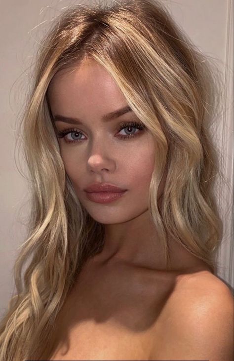 Cool Blonde Hair Colour, Alena Blohm, Frida Aasen, Cool Blonde Hair, High Cheekbones, Cool Blonde, Long Hair With Bangs, Beauty Queens, Inspirational Women