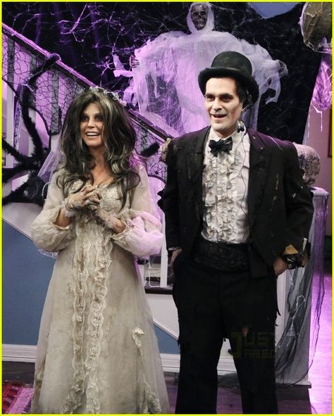 Cast Modern Family, Phil Dunphy, Halloween Episodes, Classic Halloween Costumes, Julie Bowen, Halloween Photos, Corpse Bride, Family Halloween, Tv Episodes