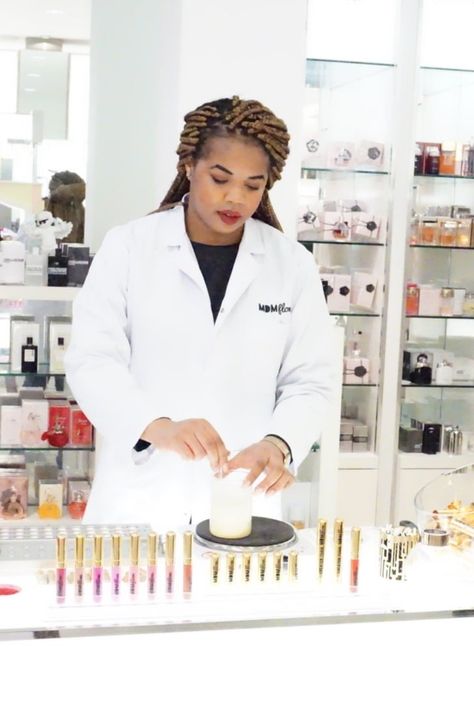 Cosmetic Scientist Flow Adepoju's Journey Creating MDMFlow Cosmetic Science Aesthetic, Cosmetic Chemistry Aesthetic, Shed To Studio, Cosmetic Scientist, Pharmacy Aesthetic, Cosmetic Making, Cosmetic Science, Science Makeup, Cosmetic Chemist