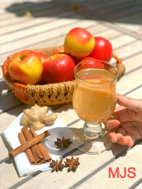 STAR ANISE APPLE TEA HOMEMADE INFUSED WITH CINNAMON AND GINGER LOVE THE WOODY AROMA OF CINNAMON Anise Tea Recipes, Star Anise Tea Recipes, Anise Recipes, Anise Tea, Star Anise Tea, Tea Homemade, Spike Protein, Tea Blends Recipes, Ginger Tea Recipe