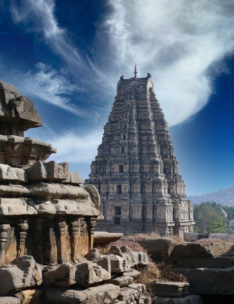 Thanks to Godwin Bephin for making this photo available freely on @unsplash 🎁 Virupaksha Temple, Hampi India, Temple India, India Architecture, Hindu Temples, Buses And Trains, Hampi, Colour Painting, Indian Temple