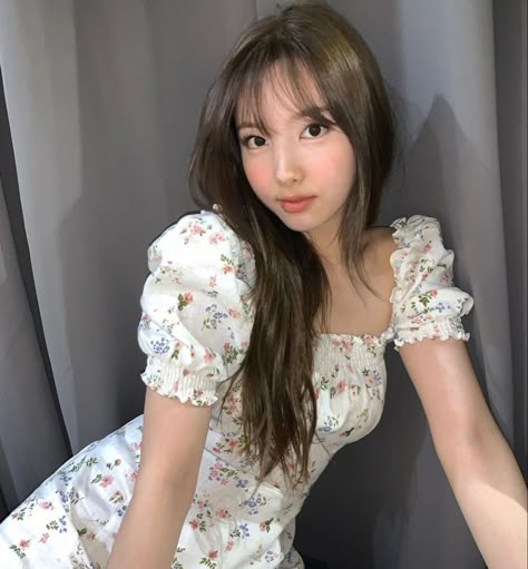 Sana Momo, Dara Kpop, Nayeon Twice, Im Nayeon, My Chemical, الرسومات اللطيفة, Instagram Update, Korean Girl, South Korean Girls