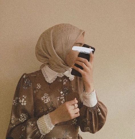 Vintage Hijab Style, Retro Hijab, Vintage Hijab, Hijab Vintage, Cottagecore Outfit, Simple Hijab, Muslim Outfits Casual, Muslim Fashion Hijab Outfits, Aesthetic Dress