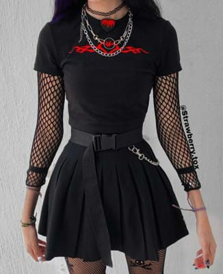 E-girl Fashion, Dark Style Outfits, Emo Skirt Outfits, Gothic Skirt Outfit, Casual Gothic Outfits, E Girl Fashion, Cute Gothic Outfits, Gothic Outfits Casual, Cute Punk Outfits