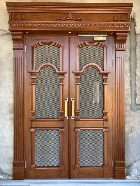 Main Wood Door Design Entrance, Main Door Mesh Design, Main Gate Wooden Design, Wooden Gate Design Entrance Wood Doors, Home Main Door Design Entrance Wooden, Wood Door Design Entrance, Jaali Door Design Wooden Double, Main Wooden Doors Entrance, Mesh Doors Design For Main Door