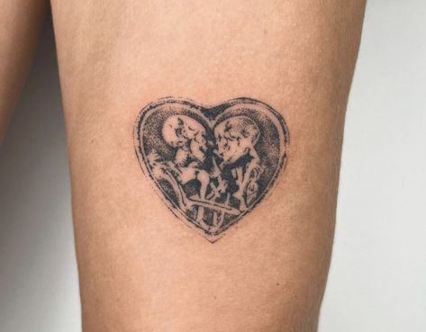 Ldr Tattoo, Lovers Of Valdaro, Romantic Tattoo, Tattoos For Lovers, Hand Poked Tattoo, First Come First Serve, Two Fish, Free Tattoo, Aesthetic Tattoo