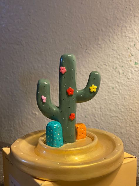 Touch down in Arizona Ring Holder!!
My favorite one so far... I've been missing Arizona. 
I used:
- air-dry clay 
-acrylic paint
-sculpting tools
-my own hands

Let me know what you think!! Ceramics Ideas Pottery Sculpting, Polymer Clay Candle Holder, Clay Jewellery Holder, Polymer Clay Candle, Diy Clay Rings, Sculpting Tools, Clay Making, Clay Candle, Beginner Pottery