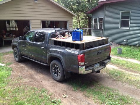 Diy Dog Box For Truck, Dog Box For Truck, Coon Hunting, Dog Box, Chevy Colorado, Hunting Dog, Diy Dog, Hunting Dogs, Dog Houses