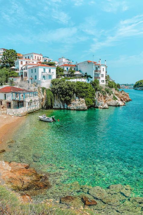 10 Very Best Things To Do in Skiathos - Greece - Hand Luggage Only - Travel, Food & Photography Blog Greece Skopelos, Lalaria Beach, Greece Skiathos, Things To Do In Greece, Greece Beaches, Skiathos Island, Skiathos Greece, Grecia Santorini, Myrtos Beach